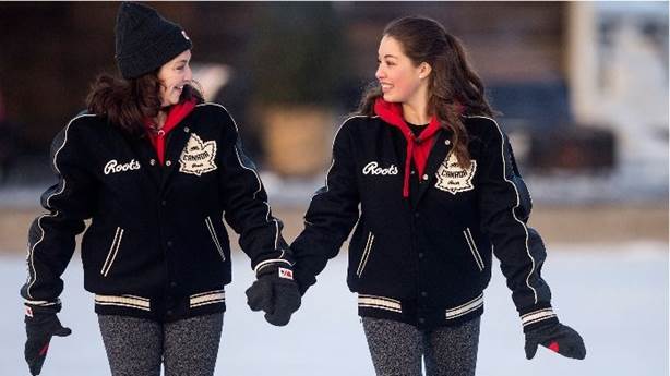 <p>Isabelle Brasseur patine avec sa fille Gabriella. </p>