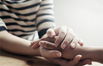 Des conseils pour que les aidants naturels prennent soin d’eux.