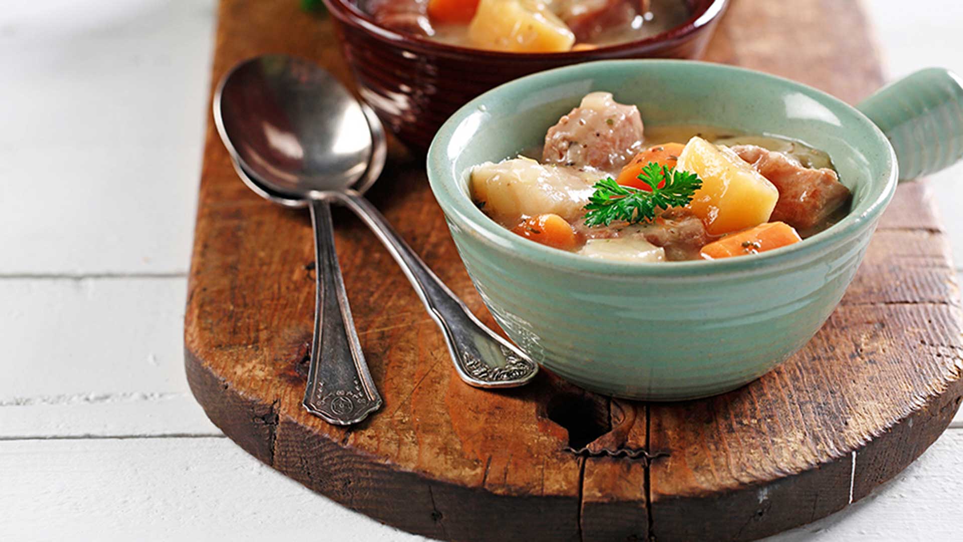 Ragoût de porc et de légumes racines
