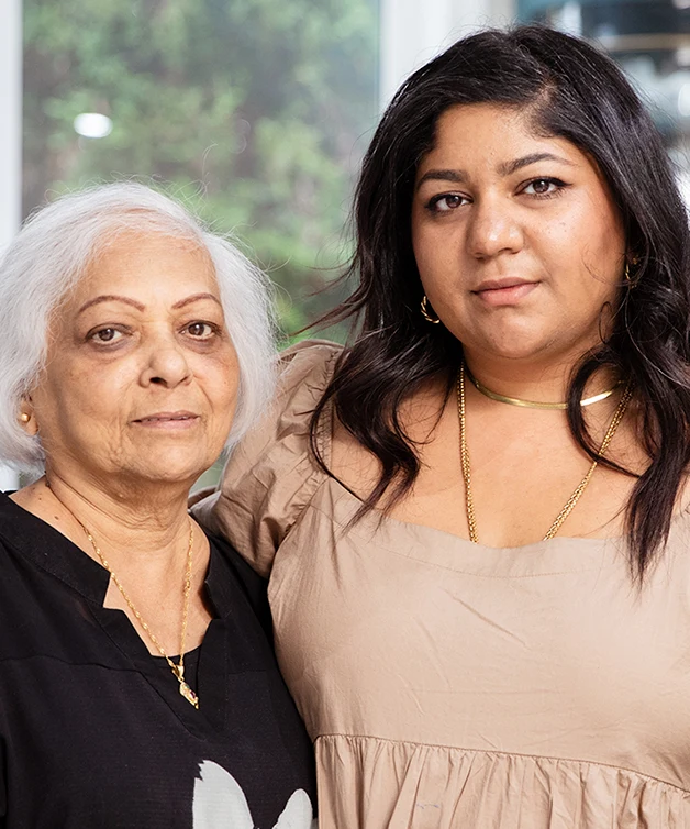 Suji Krishnan, vivant avec une maladie du cœur, et sa fille Rukmini Halliwell