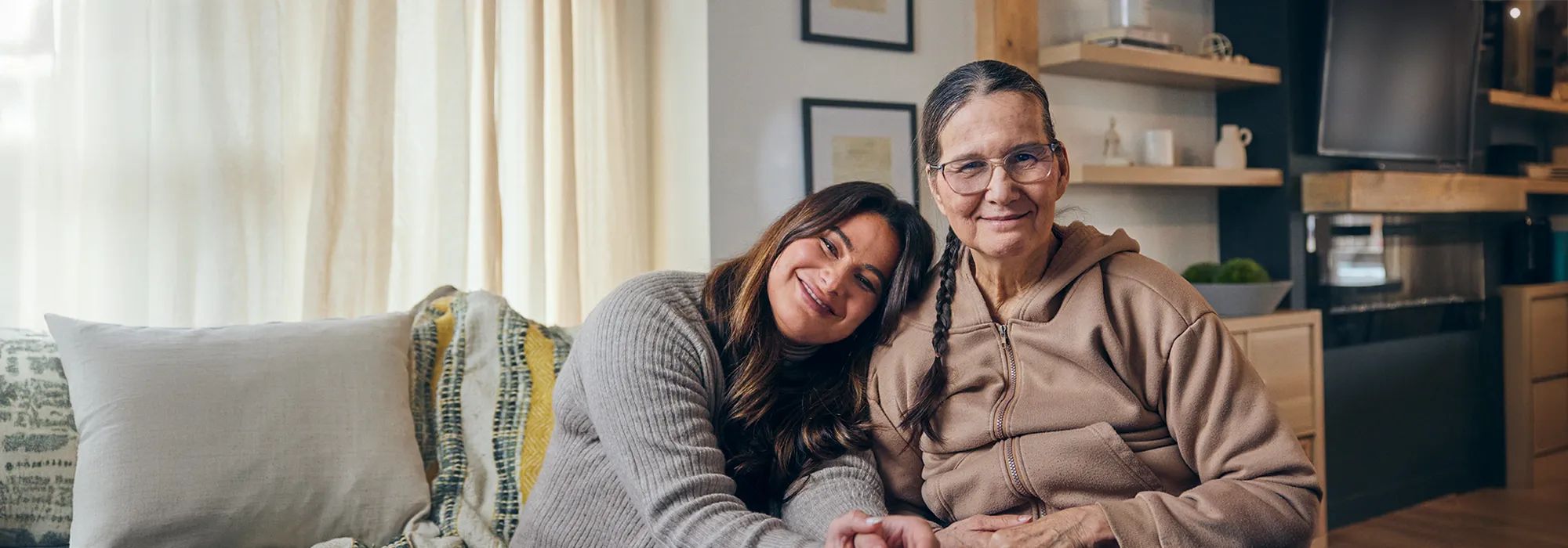 Lynne Marie Sherry, qui vit avec les séquelles d’un AVC, et sa fille Shawnee Kish