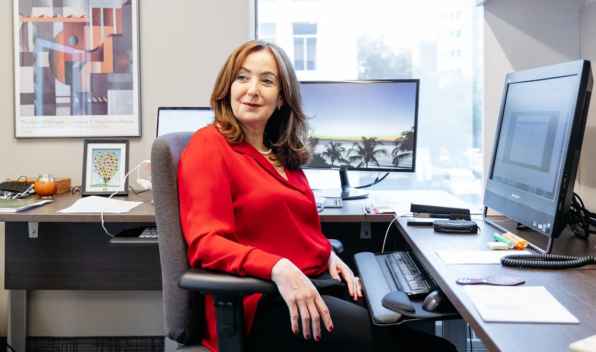 La Dre Ariane Marelli dans son bureau.