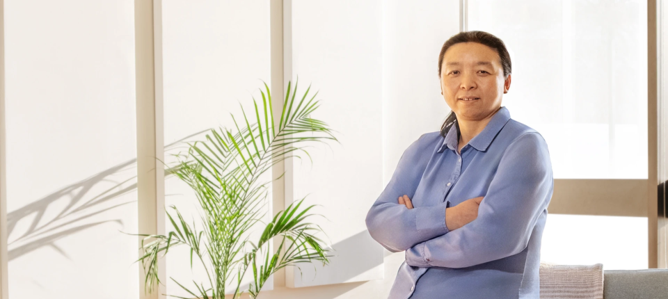 Jing Wang, chercheuse subventionnée par Cœur + AVC