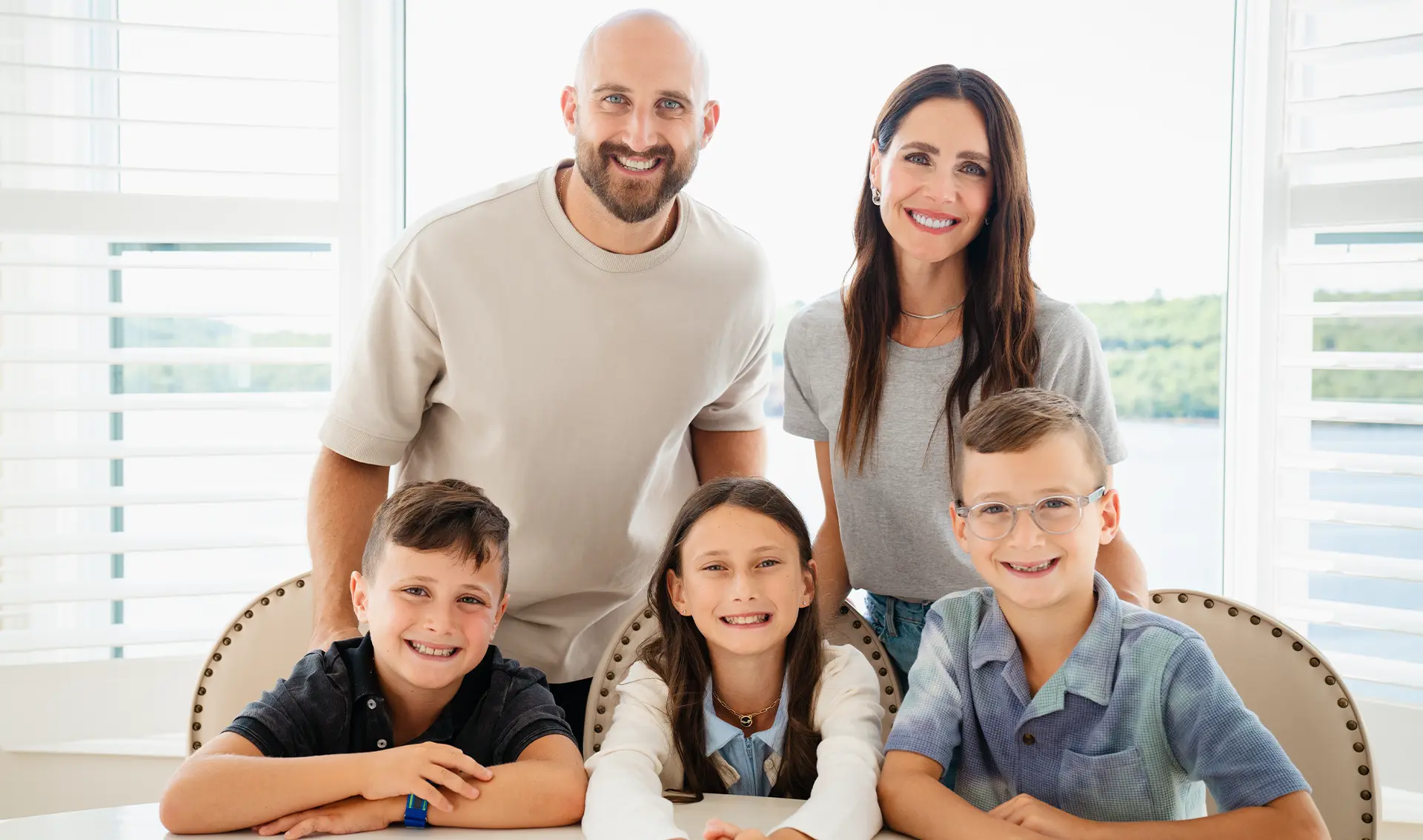 La famille Foligno (de gauche à droite : Nick, Hudson, Milana, Landon et Janelle)