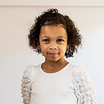 Nora Evelyn vit avec une cardiopathie congénitale